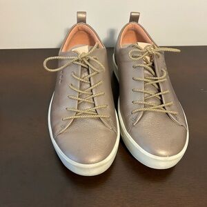 Ecco Taupe Leather Sneakers